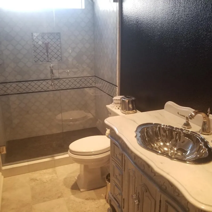 Professional plumbing work and bathroom remodeling in Hugo